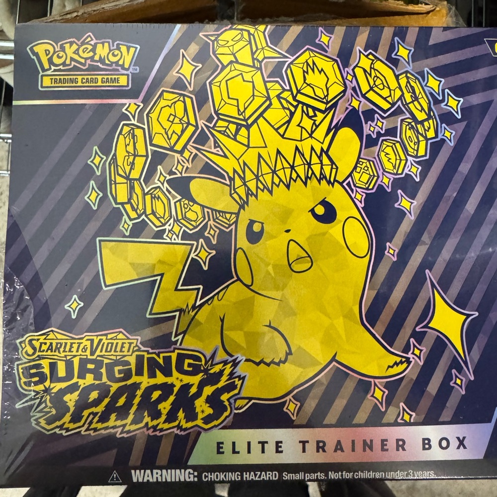 Pokemon Center Elite Trainer Box Scarlet & Violet - Surging Sparks